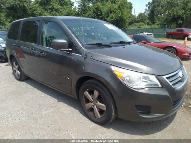 VOLKSWAGEN ROUTAN 2010 2v4rw3d14ar393217