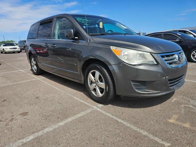 VOLKSWAGEN ROUTAN SE 2010 2v4rw3d15ar281705