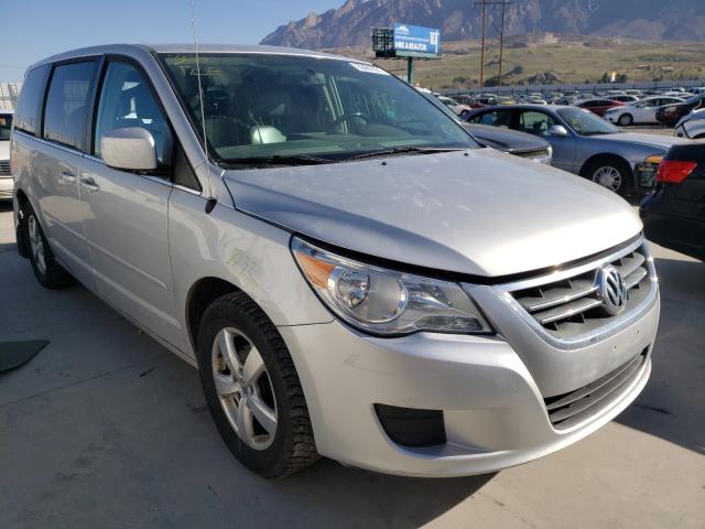 VOLKSWAGEN ROUTAN SE 2010 2v4rw3d15ar333141