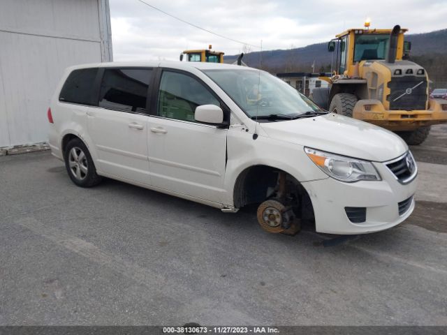 VOLKSWAGEN ROUTAN 2010 2v4rw3d15ar406833