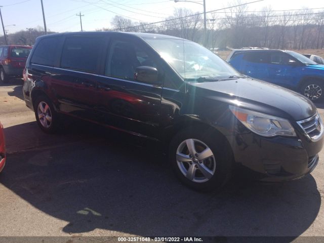 VOLKSWAGEN ROUTAN 2010 2v4rw3d15ar407805