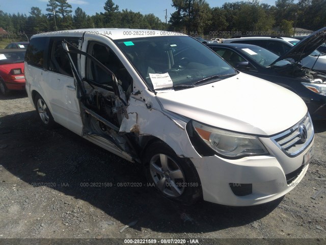 VOLKSWAGEN ROUTAN 2010 2v4rw3d16ar263097