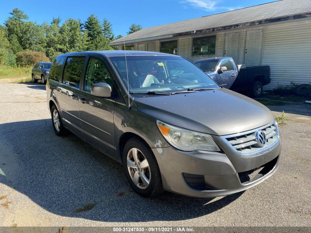 VOLKSWAGEN ROUTAN 2010 2v4rw3d16ar272396