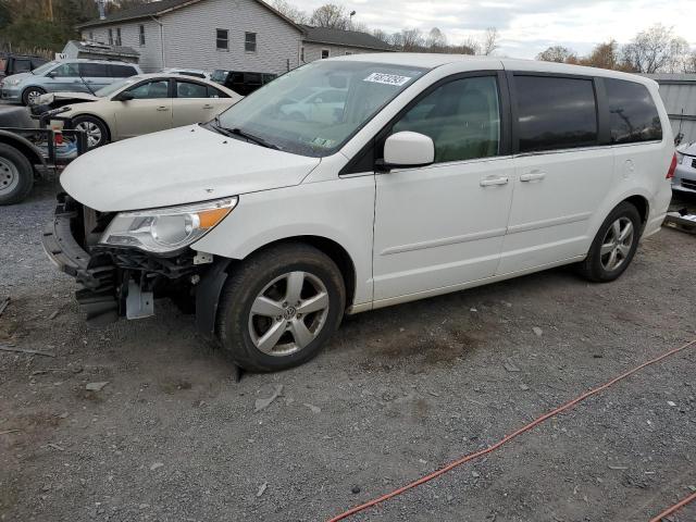 VOLKSWAGEN ROUTAN 2010 2v4rw3d16ar294558