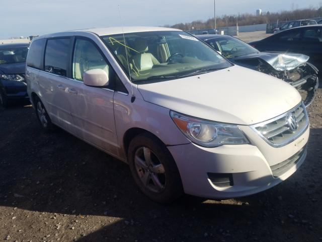 VOLKSWAGEN ROUTAN SE 2010 2v4rw3d16ar295175