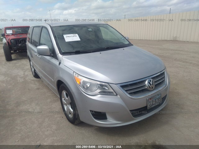 VOLKSWAGEN ROUTAN 2010 2v4rw3d16ar295662