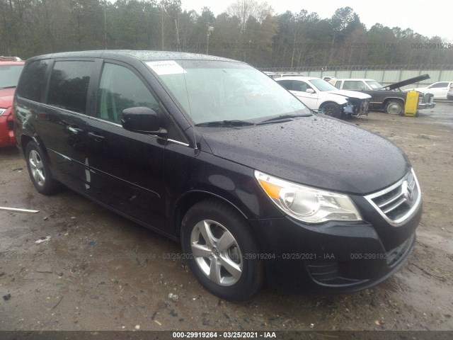 VOLKSWAGEN ROUTAN 2010 2v4rw3d16ar323301