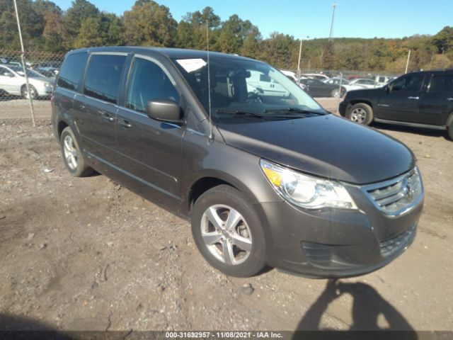 VOLKSWAGEN ROUTAN 2010 2v4rw3d16ar393168