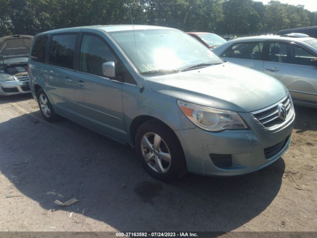 VOLKSWAGEN ROUTAN 2010 2v4rw3d17ar190452