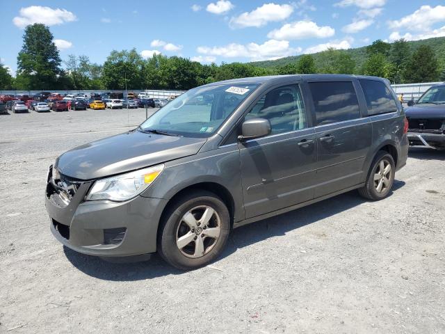 VOLKSWAGEN ROUTAN 2010 2v4rw3d17ar272178