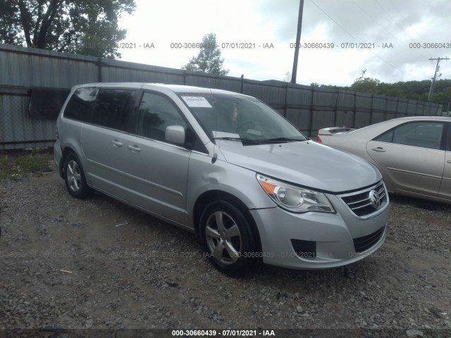 VOLKSWAGEN ROUTAN 2010 2v4rw3d18ar184398