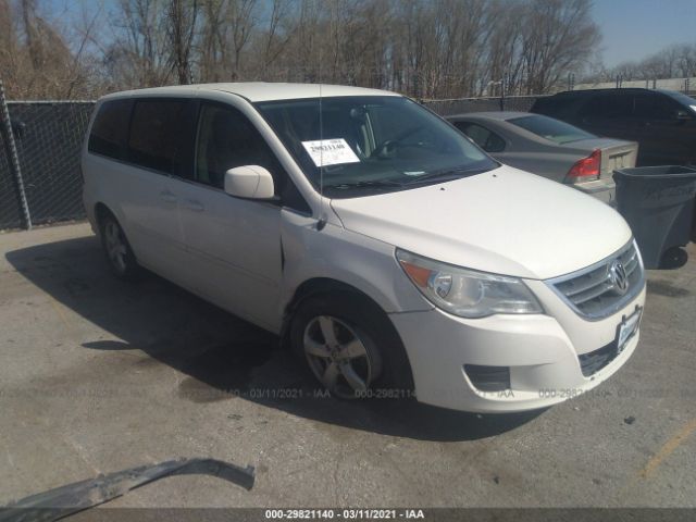 VOLKSWAGEN ROUTAN 2010 2v4rw3d18ar236774