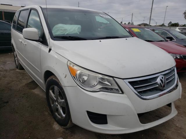 VOLKSWAGEN ROUTAN SE 2010 2v4rw3d18ar295520