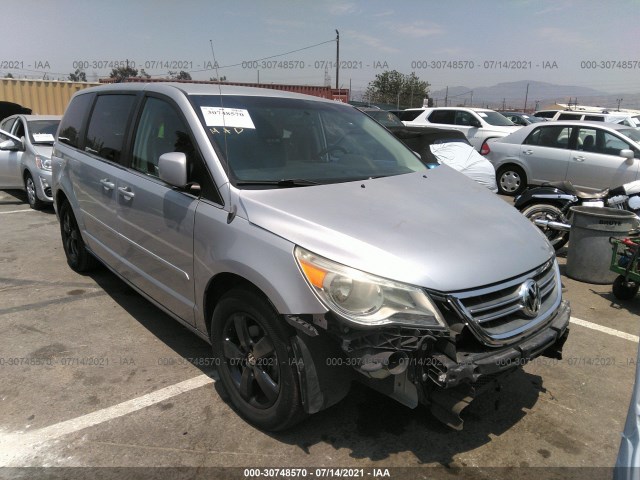 VOLKSWAGEN ROUTAN 2010 2v4rw3d19ar294988