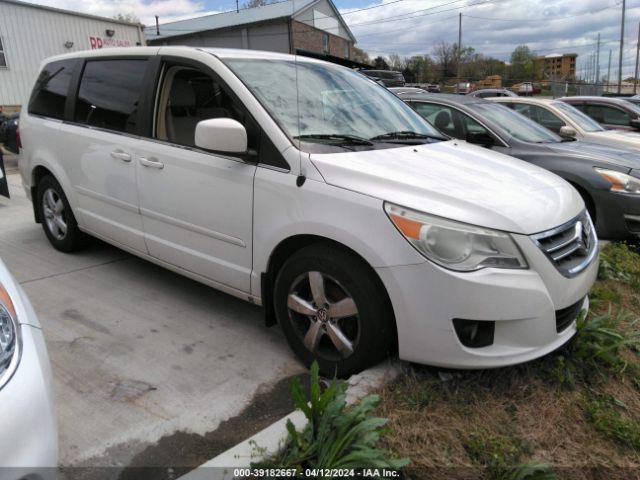 VOLKSWAGEN ROUTAN 2010 2v4rw3d19ar296353