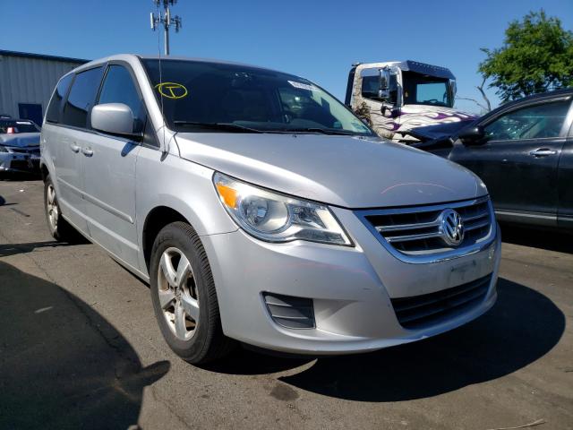 VOLKSWAGEN ROUTAN SE 2010 2v4rw3d19ar348435