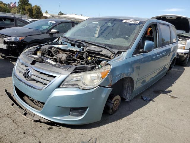 VOLKSWAGEN ROUTAN 2010 2v4rw3d1xar236825