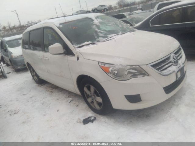 VOLKSWAGEN ROUTAN 2011 2v4rw3dg0br626158