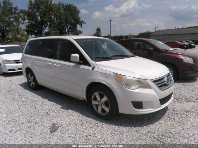 VOLKSWAGEN ROUTAN 2011 2v4rw3dg1br625763