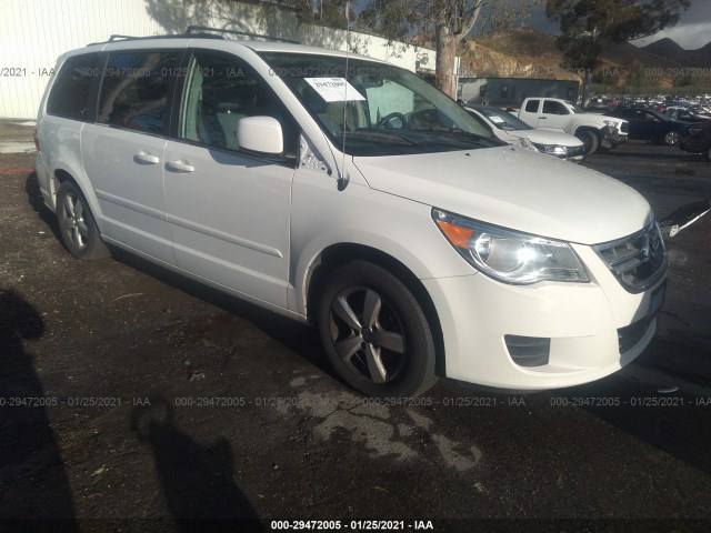 VOLKSWAGEN ROUTAN 2011 2v4rw3dg2br625688