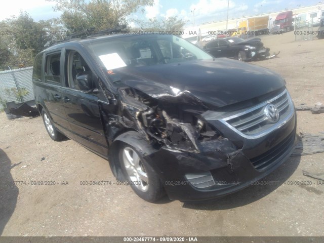 VOLKSWAGEN ROUTAN 2011 2v4rw3dg3br717909