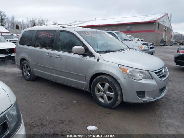 VOLKSWAGEN ROUTAN 2011 2v4rw3dg4br738901