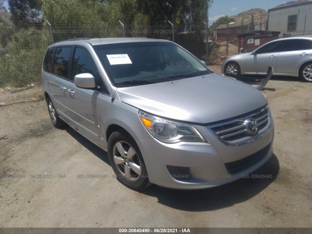 VOLKSWAGEN ROUTAN 2011 2v4rw3dg5br621795