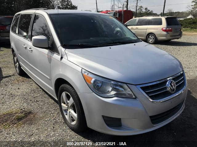 VOLKSWAGEN ROUTAN 2011 2v4rw3dg5br717295