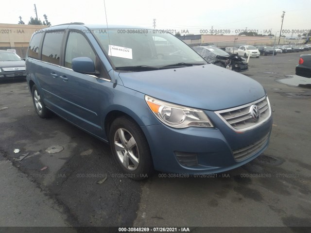 VOLKSWAGEN ROUTAN 2011 2v4rw3dg6br717810