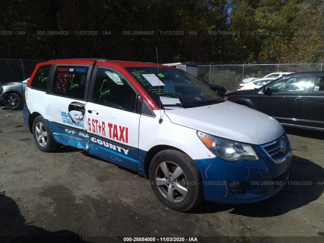 VOLKSWAGEN ROUTAN 2011 2v4rw3dg7br625797