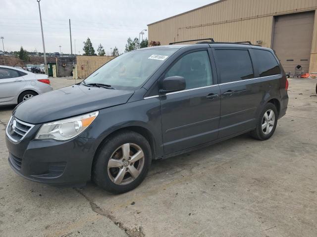 VOLKSWAGEN ROUTAN 2011 2v4rw3dg7br717881