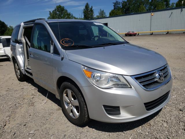 VOLKSWAGEN ROUTAN SE 2011 2v4rw3dg7br718013