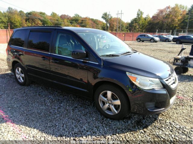 VOLKSWAGEN ROUTAN 2011 2v4rw3dg8br717744