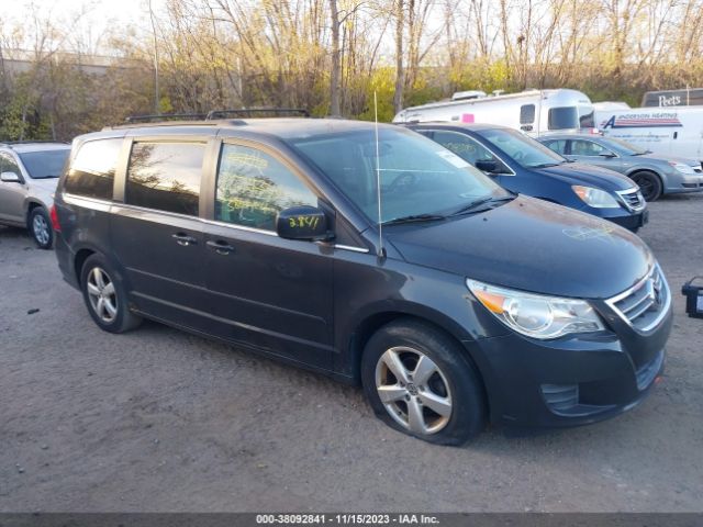 VOLKSWAGEN ROUTAN 2011 2v4rw3dg9br643377