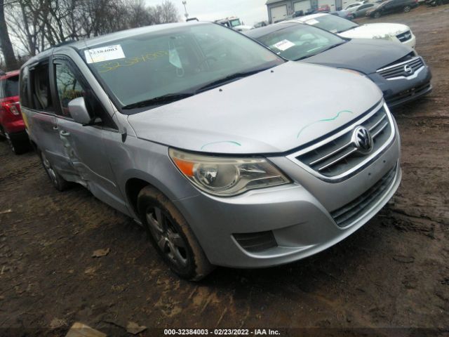 VOLKSWAGEN ROUTAN 2011 2v4rw3dgxbr622103