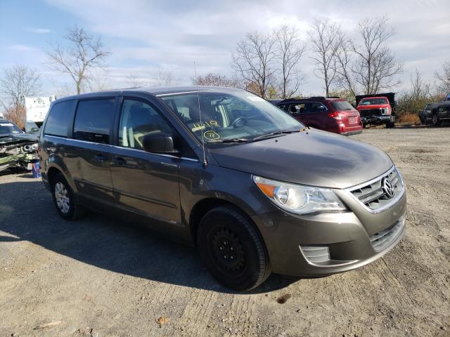 VOLKSWAGEN ROUTAN S 2010 2v4rw4d12ar360660