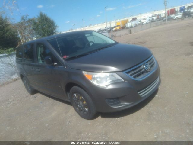 VOLKSWAGEN ROUTAN 2010 2v4rw4d13ar322953