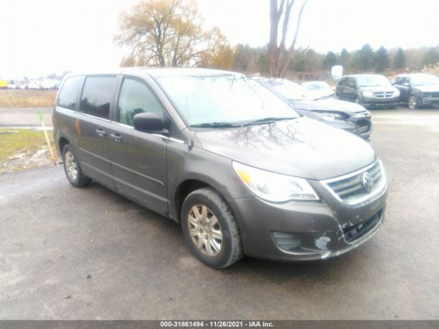 VOLKSWAGEN ROUTAN 2010 2v4rw4d16ar360662