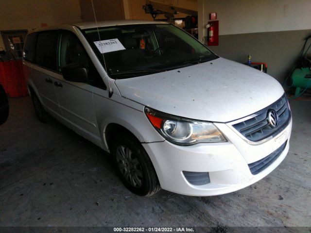 VOLKSWAGEN ROUTAN 2010 2v4rw4d1xar360504