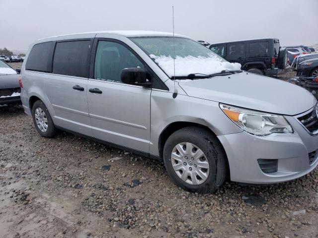 VOLKSWAGEN ROUTAN S 2011 2v4rw4dg3br717995