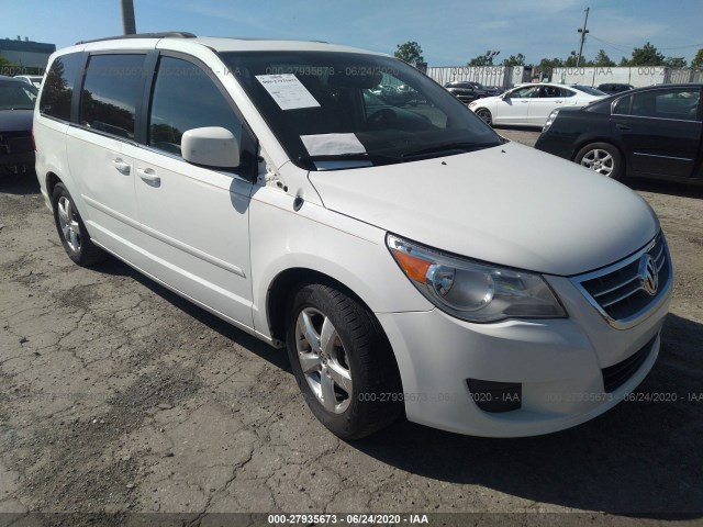 VOLKSWAGEN ROUTAN 2011 2v4rw5dg5br643033