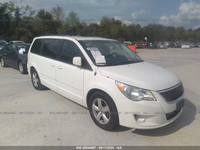 VOLKSWAGEN ROUTAN 2011 2v4rw5dg6br750186