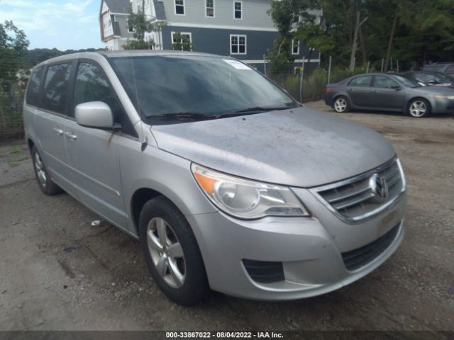 VOLKSWAGEN ROUTAN 2010 2v4rw5dx0ar268392