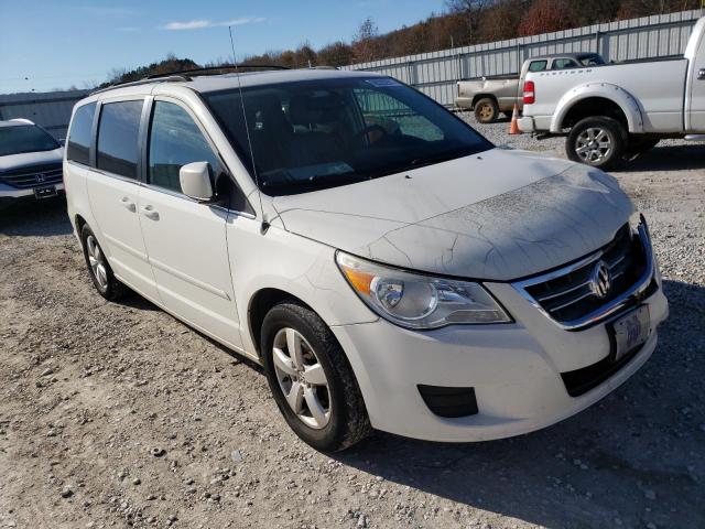 VOLKSWAGEN ROUTAN SEL 2010 2v4rw5dx5ar280196