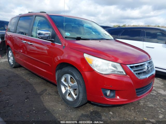 VOLKSWAGEN ROUTAN 2010 2v4rw6dx1ar168713