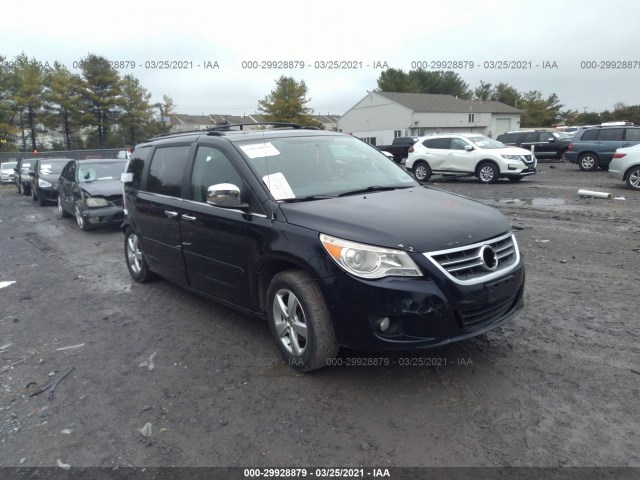 VOLKSWAGEN ROUTAN 2010 2v4rw6dx1ar222740