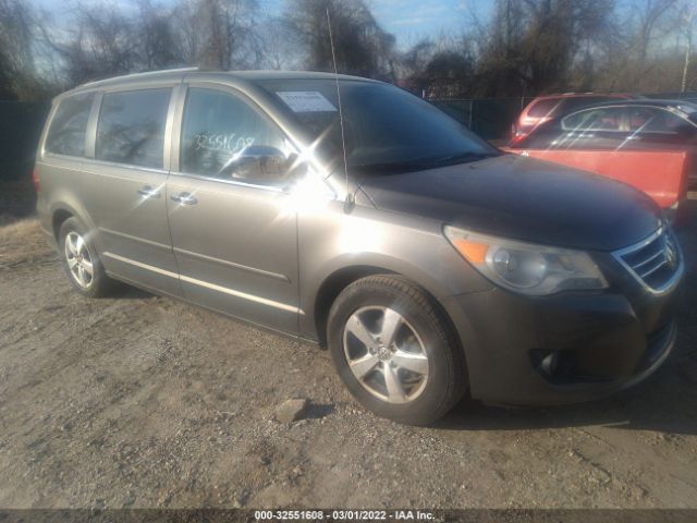 VOLKSWAGEN ROUTAN 2010 2v4rw6dx4ar190401