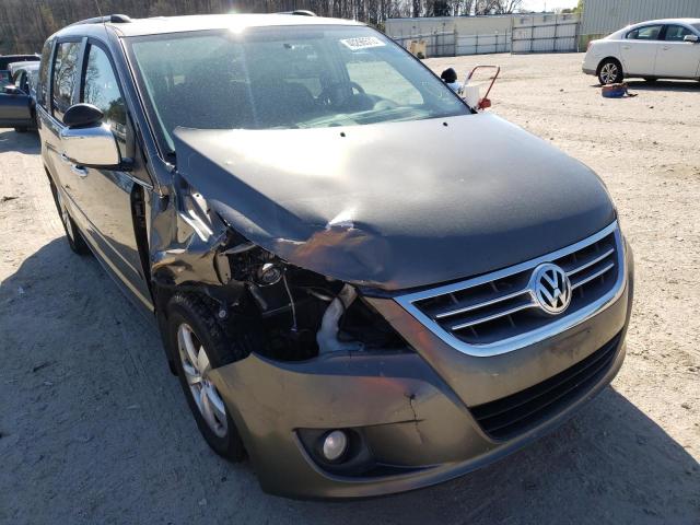 VOLKSWAGEN ROUTAN SEL 2010 2v4rw6dx4ar263007