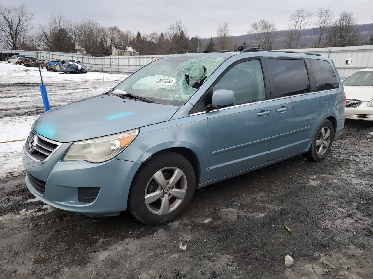 VOLKSWAGEN ROUTAN 2009 2v8hw34129r598654