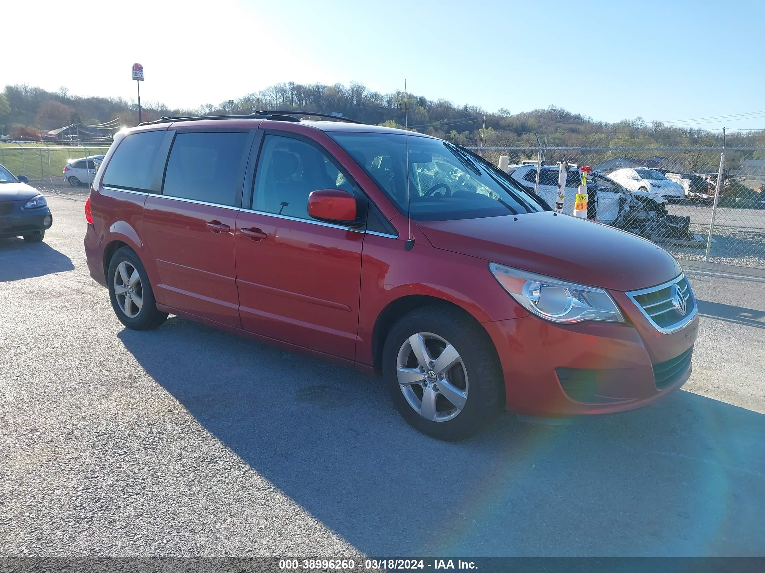 VOLKSWAGEN ROUTAN 2009 2v8hw34169r541499